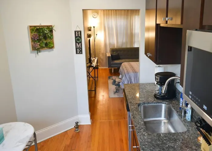 Prime Location W/ Historic Charm Near Shops &parks *