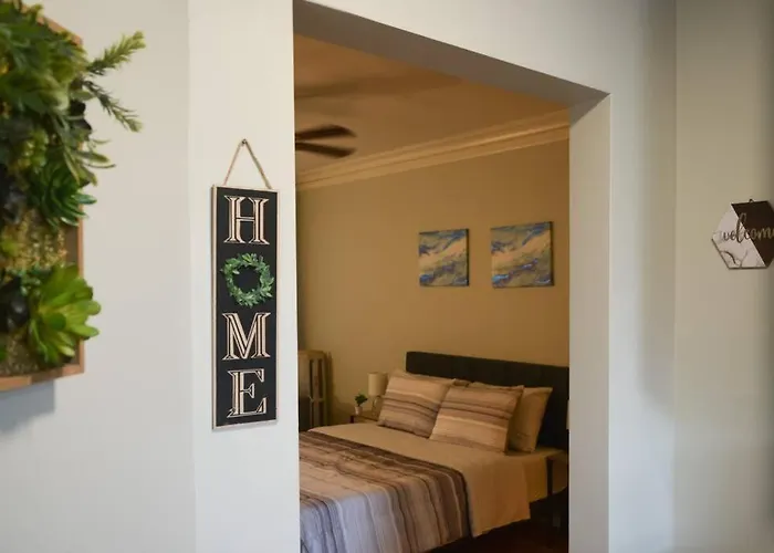 Apartment Prime Location W/ Historic Charm Near Shops &parks Chicago